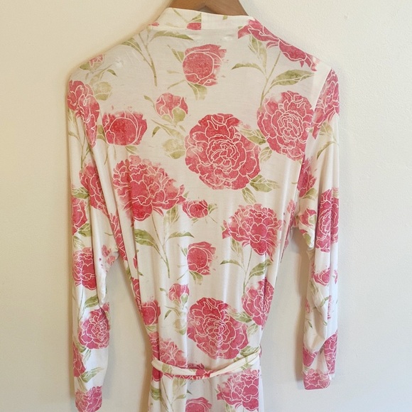 NorthStyle Bamboo Floral Robe - Picture 5 of 5